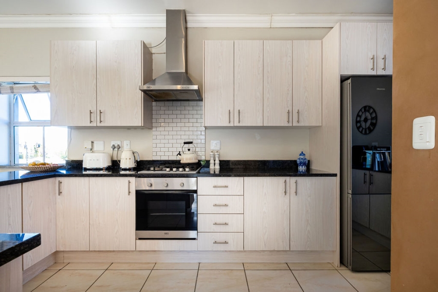 3 Bedroom Property for Sale in Dennegeur Western Cape